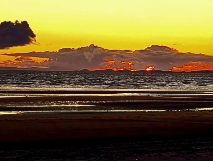 Beyond The Edge conditions kitesurfing photograph